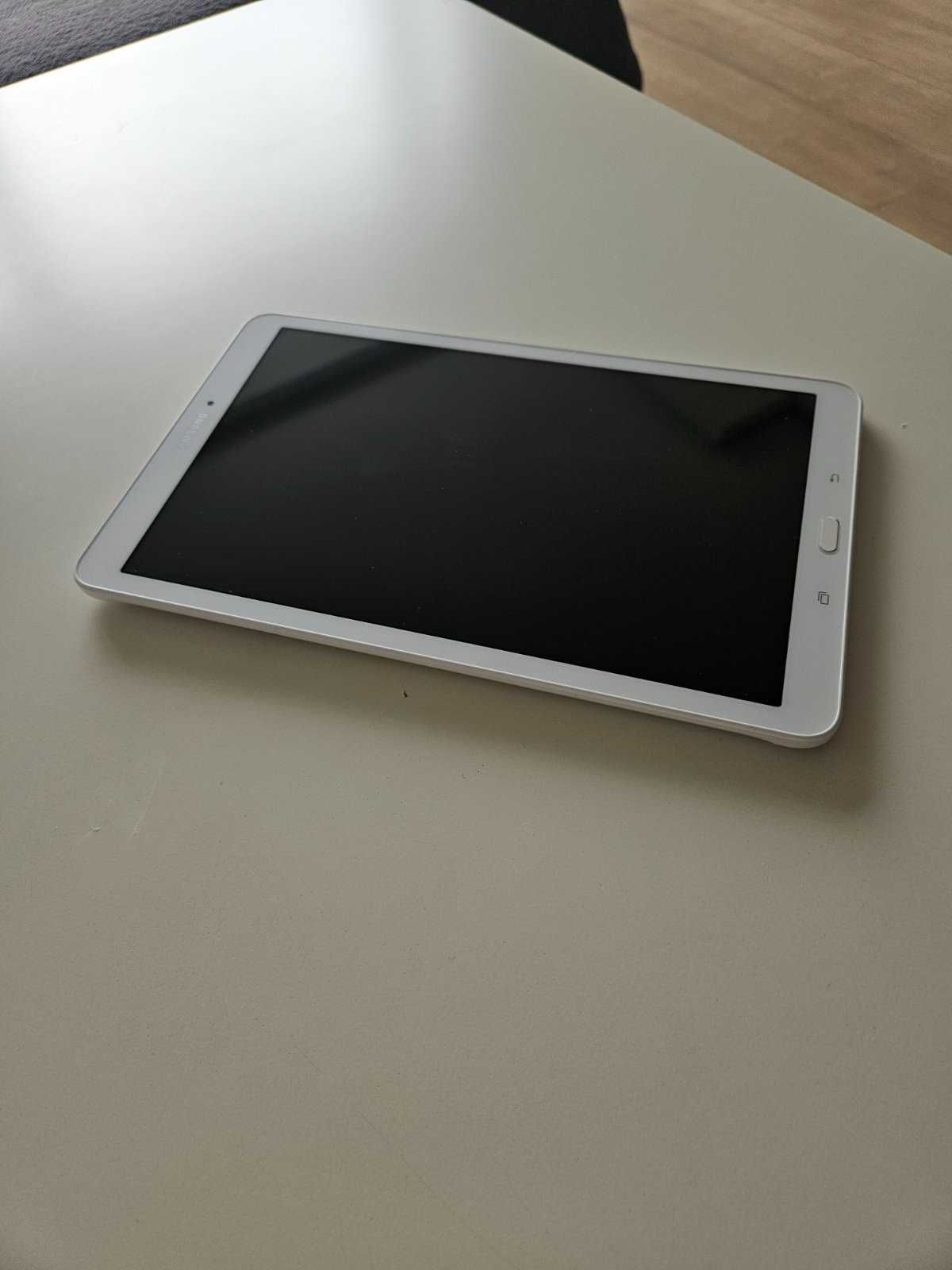 Samsung Galaxy Tab E, 9,6'', 8GB