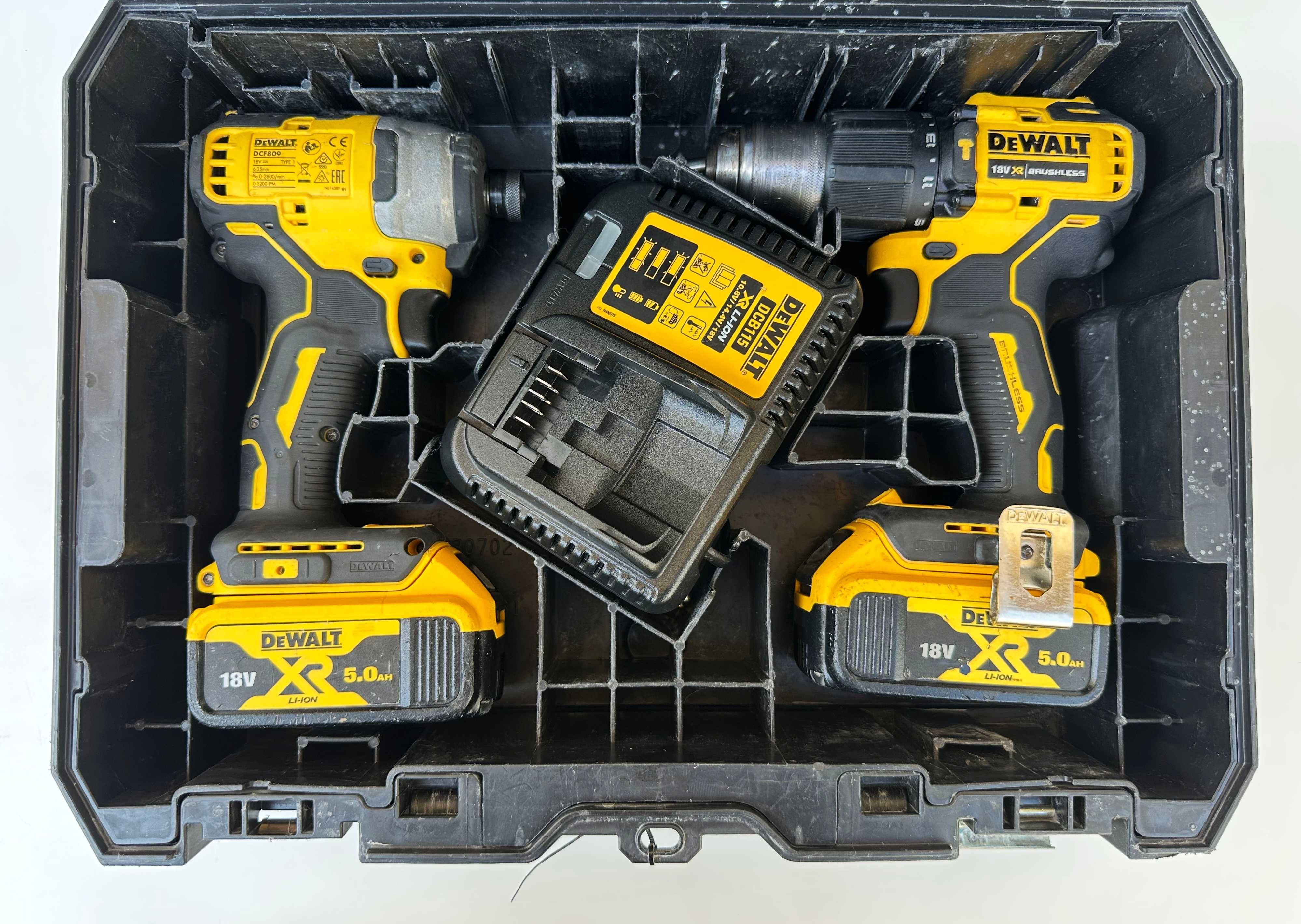 Безчетков комп. Dewalt DCF809 Импакт и Dewalt DCD709 Ударен винтоверт
