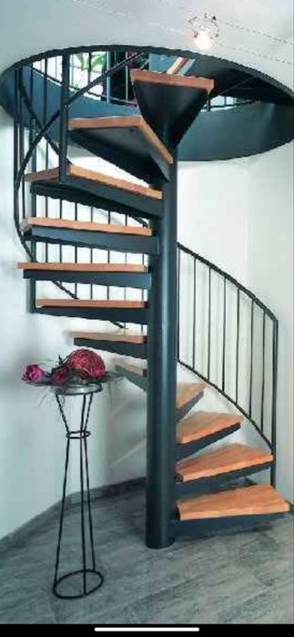 Balustrada fier forjat, scari pe rotund,riflaje metalice,porti