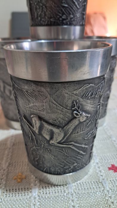 4 pahare mai din staniu cu motive vanatoresti