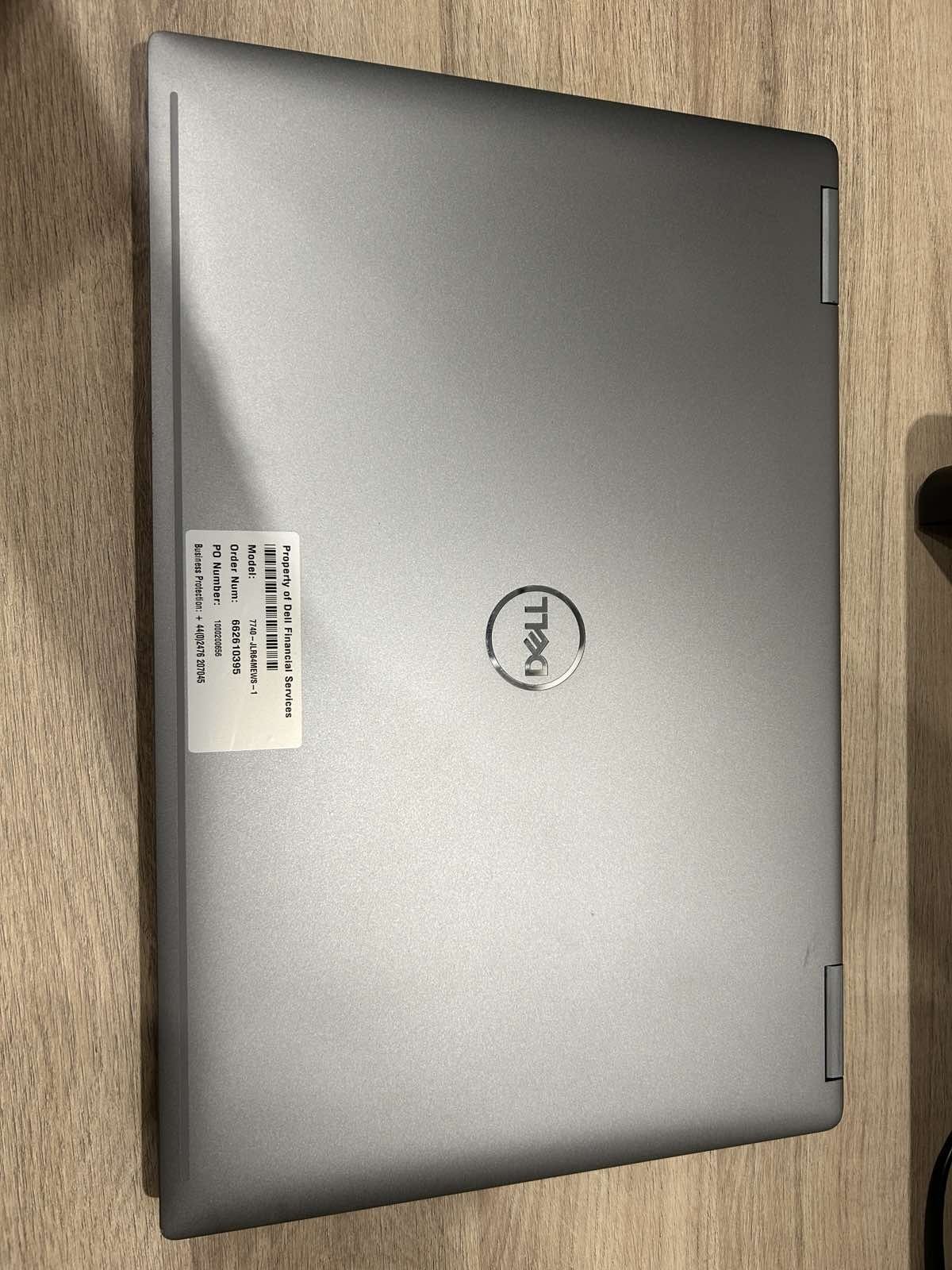 Лаптоп Dell Precision 7740
