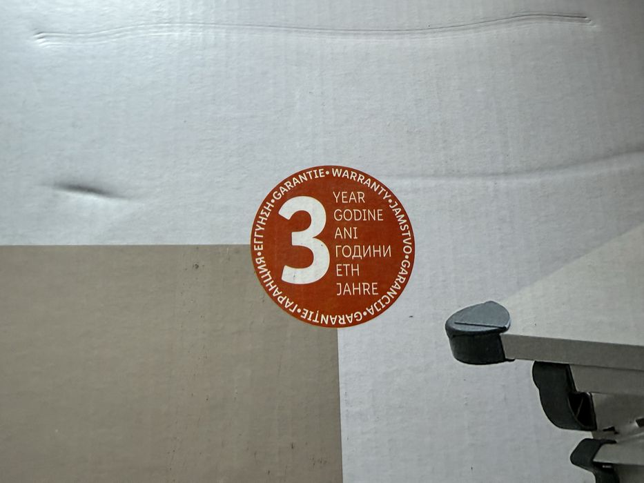 Birou nou garantie 3 ani