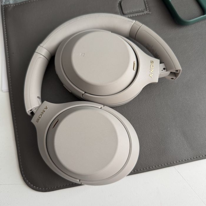 Sony XM4 Наушник