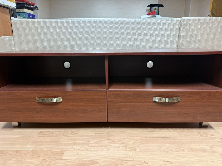 Раздвижные шкафы (тумбы для телевизора)