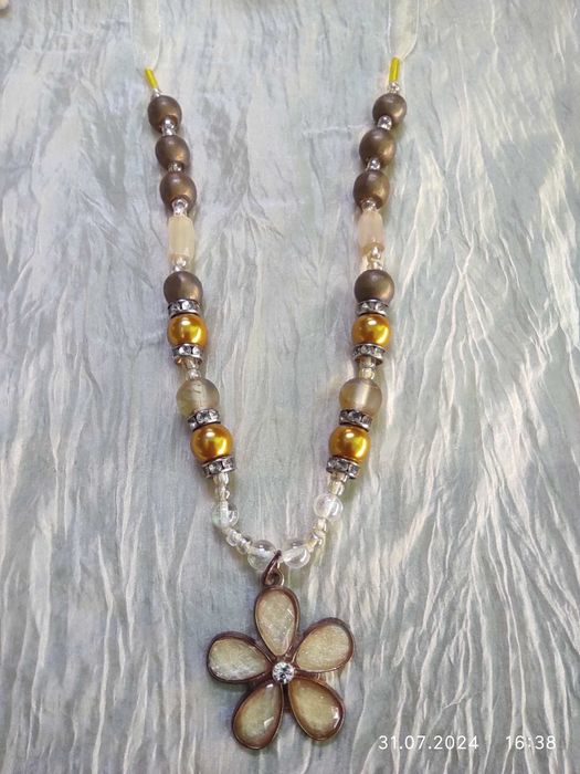 Дизайнерски бижута