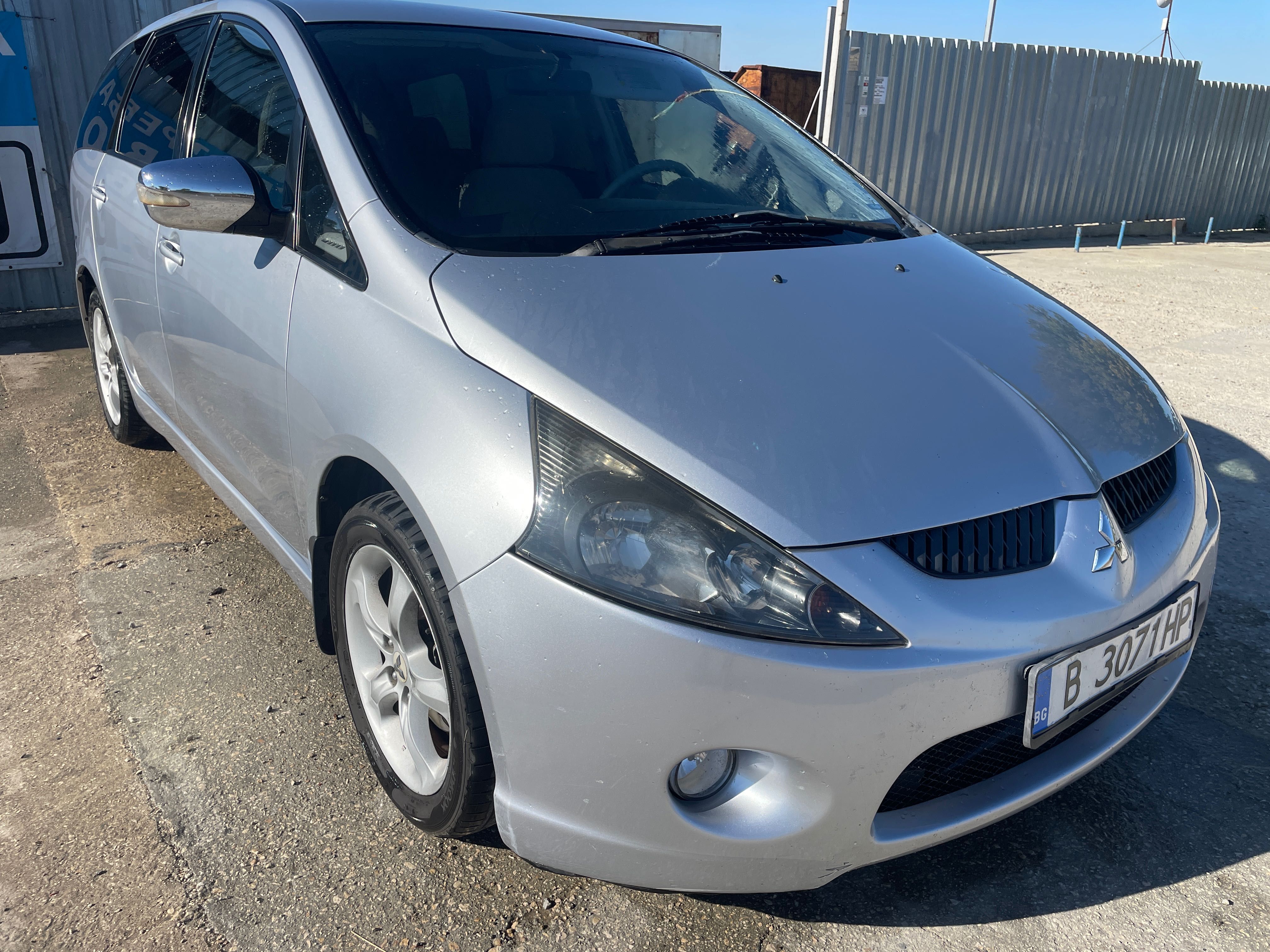 Mitsubishi Grandis 2.4 MIVEC, 165 кс., автоматик, 6 местен, 2 ключа