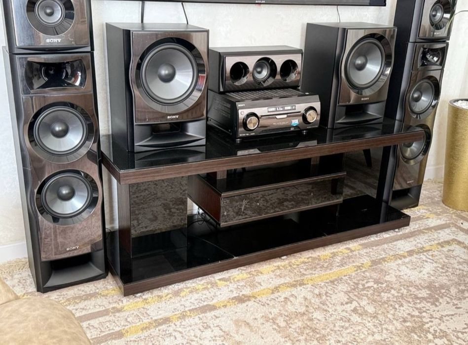 SONY muzikalni sentr 5.2