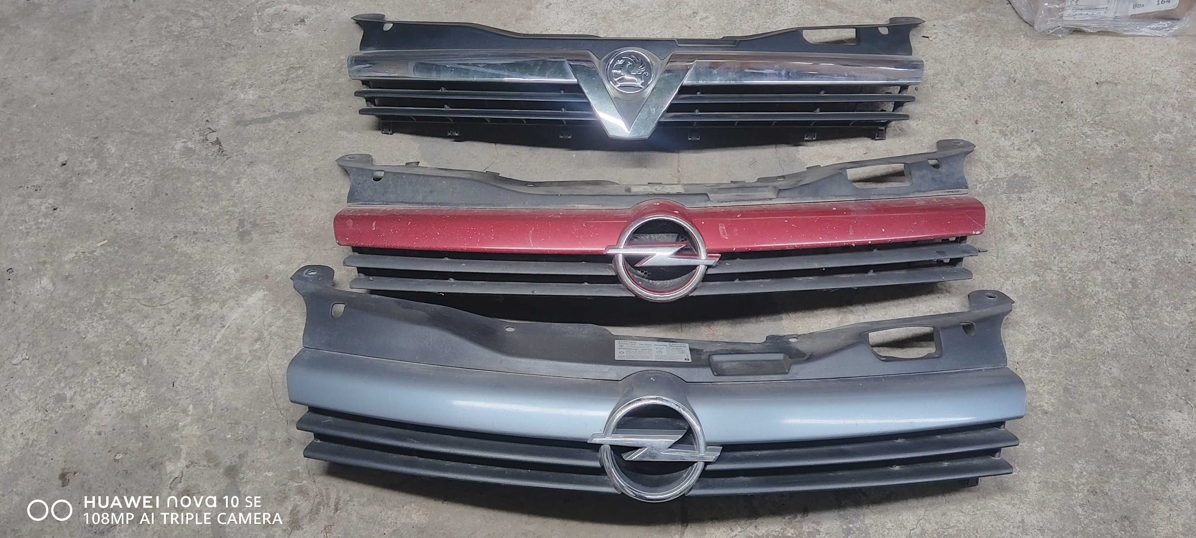 Решетка за Opel Astra H /Zafira B