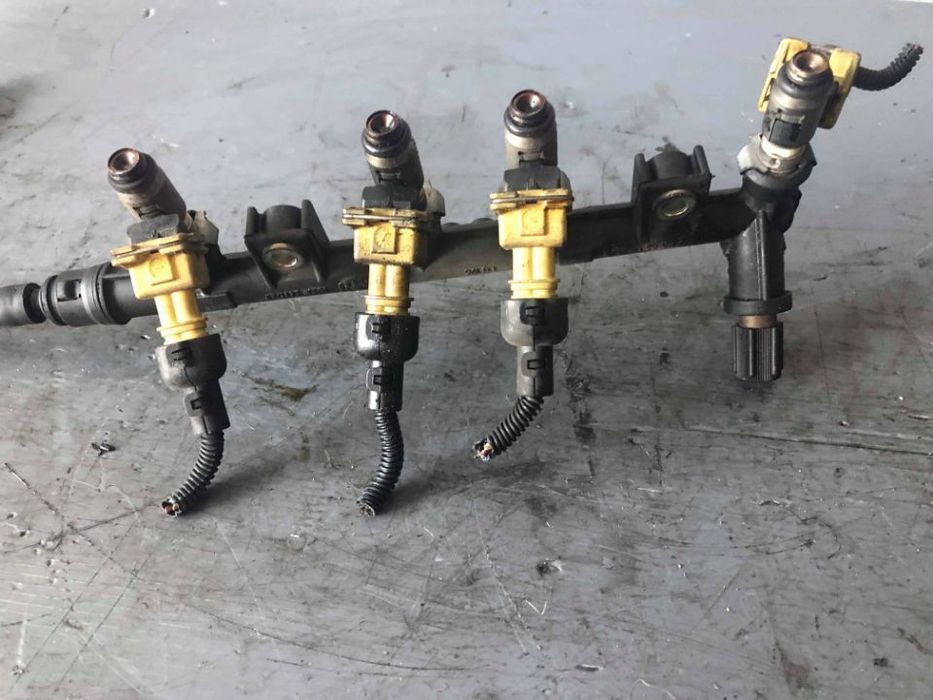 rampa cu injectoare fiat punto 1.2 b 1999-2012