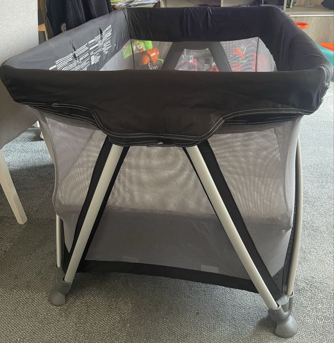 Patut pliabil Nuna Sena negru