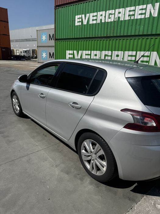 Peugeot 308 hatchbak 1.2