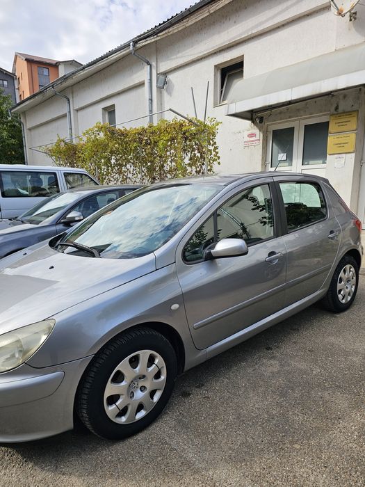 Vând Peugeot 307 - 2004 - 1,6 benzina