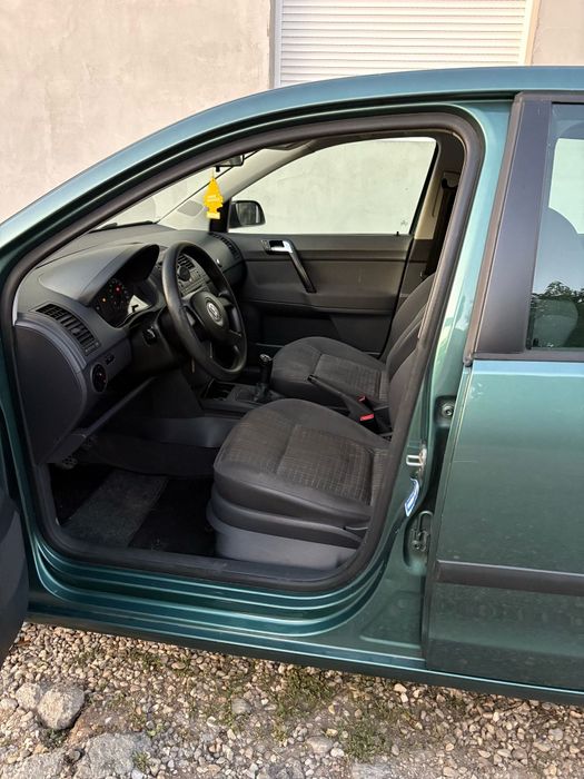 Volkswagen Polo 1.2 benzină an 2005