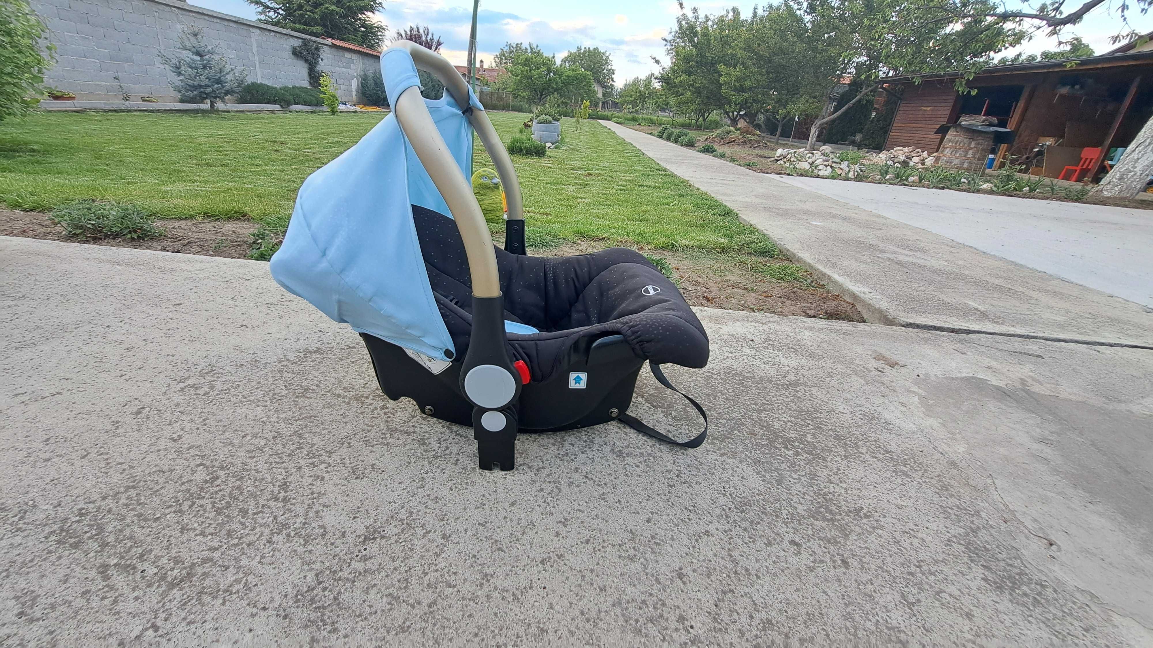 Бебешко преносимо кошче за кола CHIPOLINO