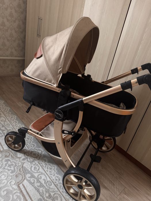 Продам коляску Aimile 2 в 1 (люлька + прогулочный блок)