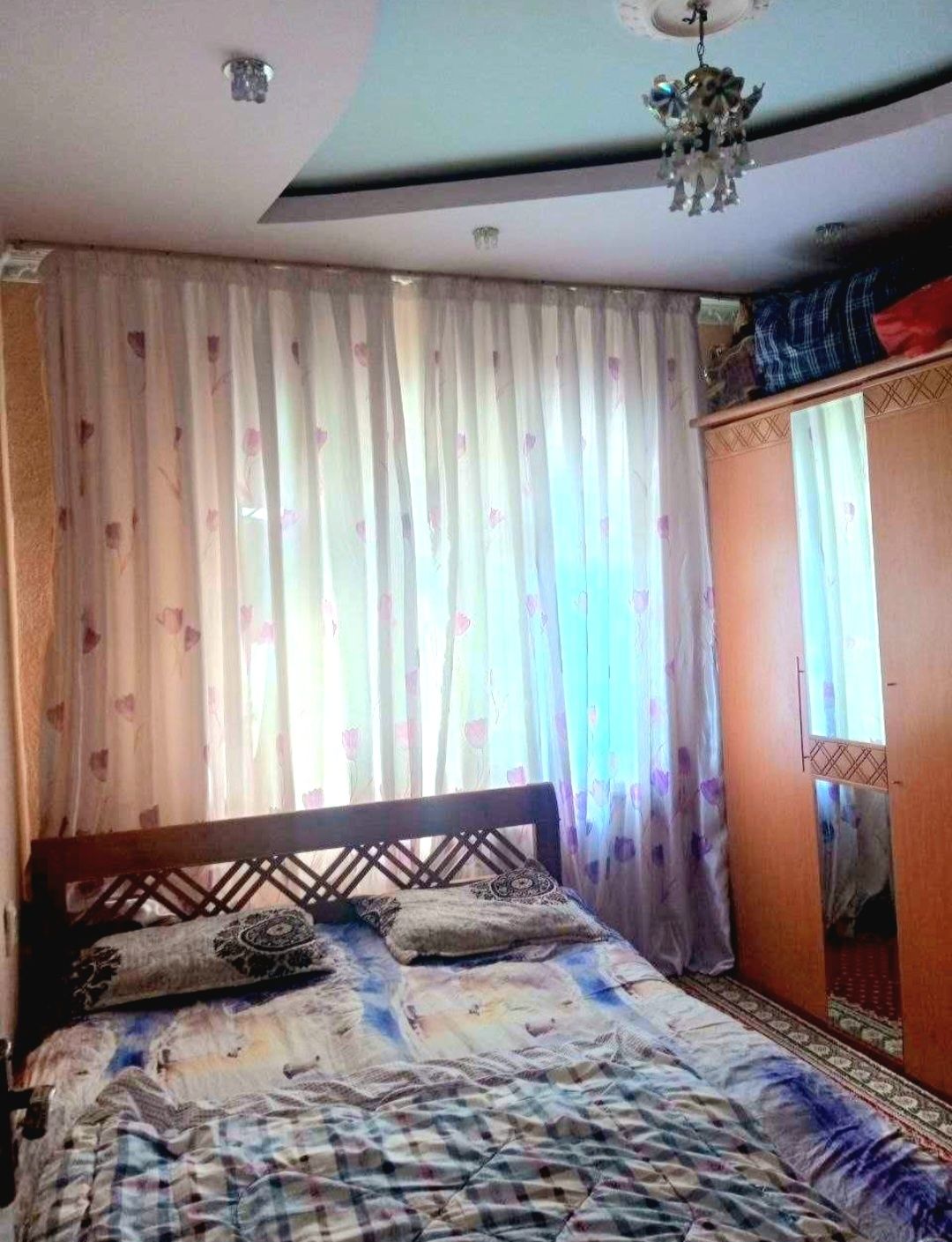 Квартира сотилади. Сергели 8а.  4/9/9.  95 м²