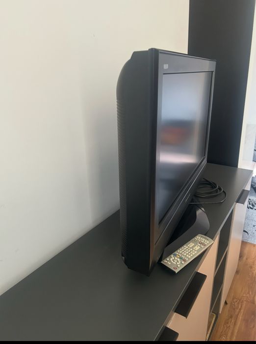 Vând televizor Panasonic , folosit dar stare foarte bună