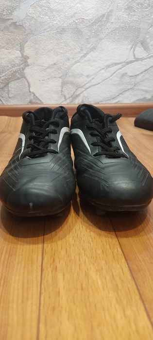 Футбольные бутсы adishidai