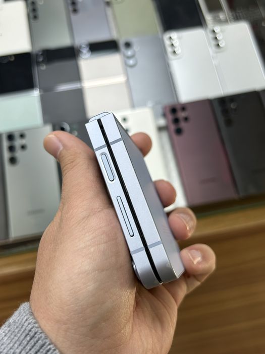 Samsung Z flip 6 12/256Gb orginal