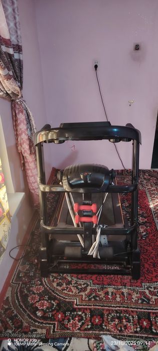 Беговая дорожка.