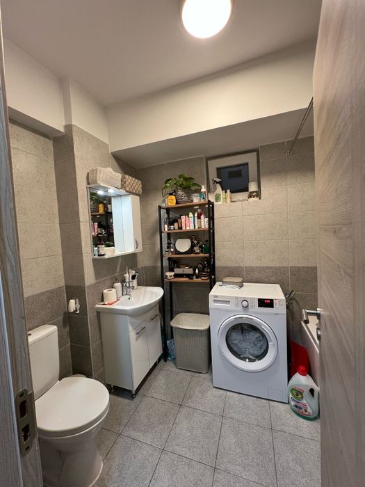 Accept si credit! Garsoniera 41mp, loc de parcare acoperit, se vide mo