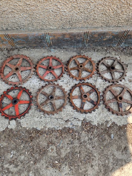 Roata  pinion  Furca   presa de balotat  balotiera  Sgorbati   New  ho