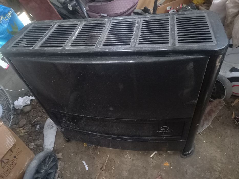 Продам иранскую газовую  печ котел не работает надо делать