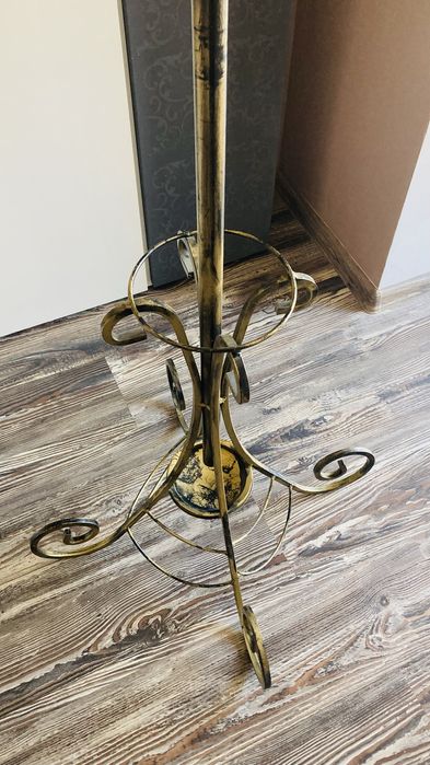 Метална закачалка за дрехи 65 х 220см