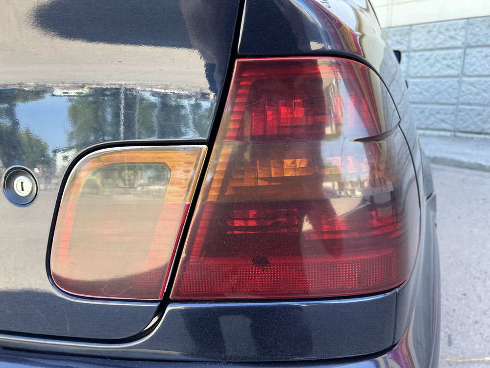 Продам задние фонари BMW E46