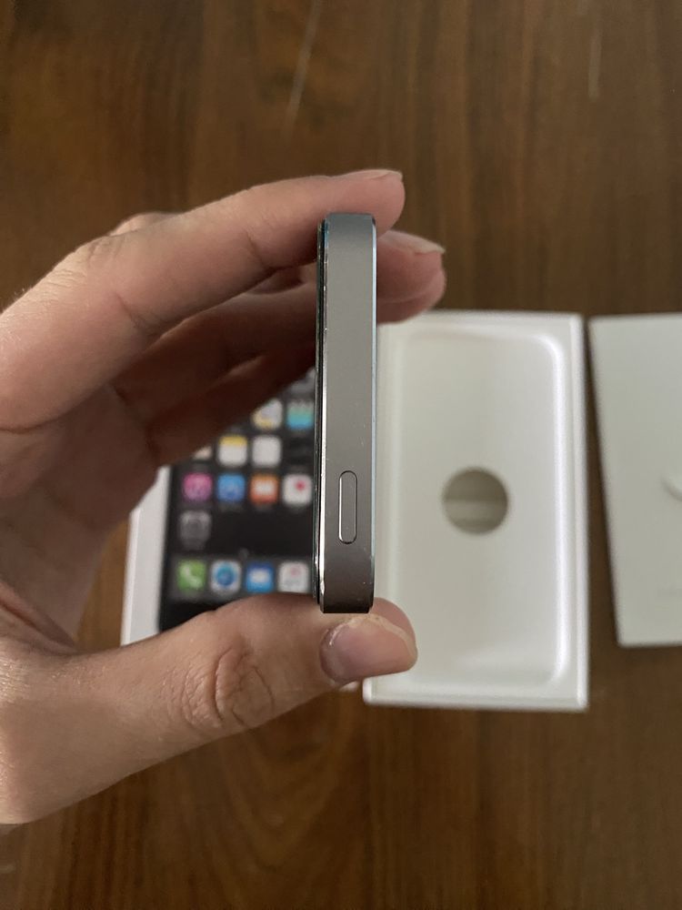 iPhone 5s коробка документы