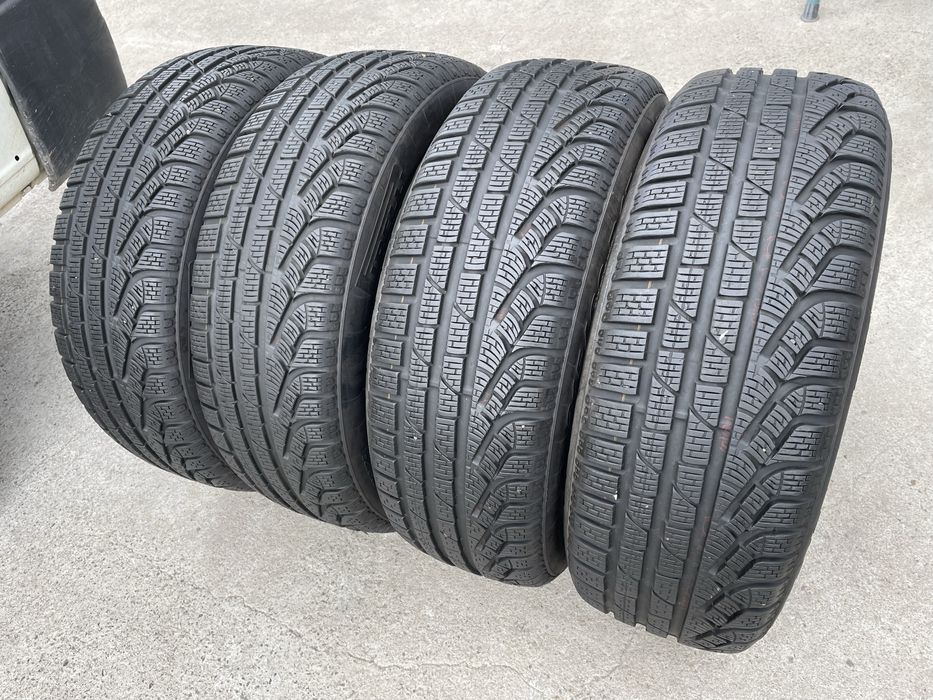 215/60/17 -4бр. Зимни гуми Pirelli Sottozero/7mm