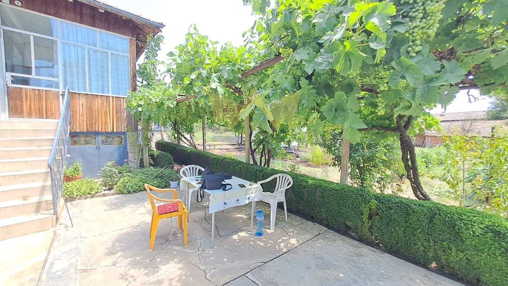 Къща в Варна, област-с.Дъбравино площ 80 цена 57000