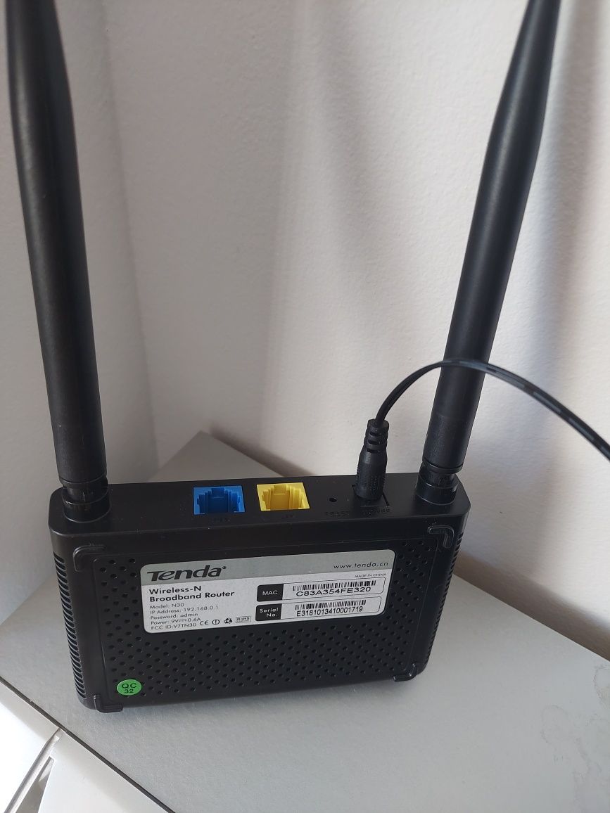 Router Tenda 300 mb