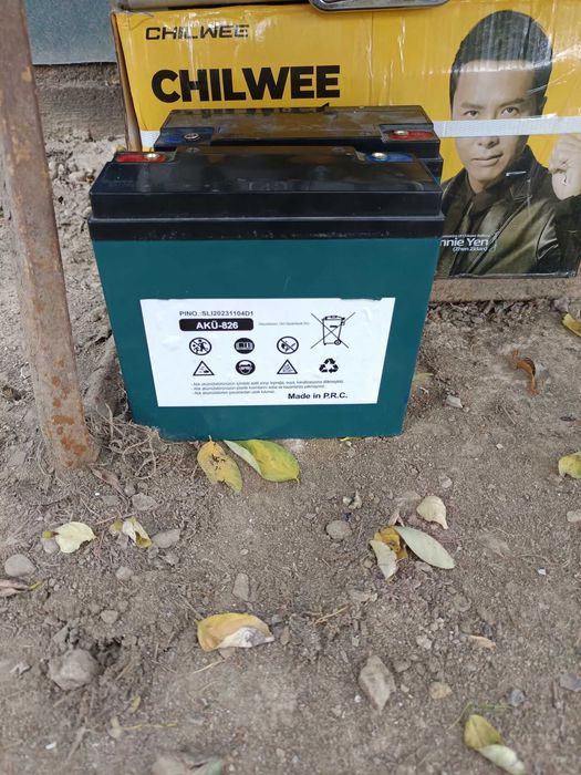 Vând baterii scuter electric kuba