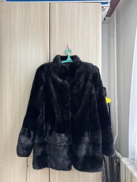 Норковая шубка блэк лама разм 48 ! Прямого кроя