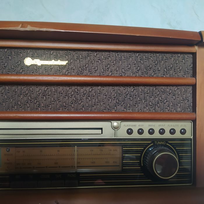 Радио/CD/грамофон Roadstar