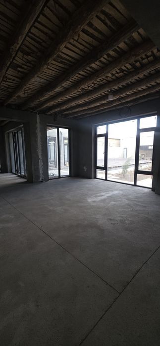 Ховли Дача 8 сотих 5 хона Сотилади 90% биткан Октош Бустонлик тумани