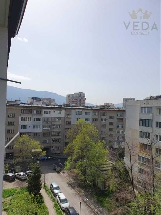 Дава се под наем Тристаен апартамент в София, Център - 90 кв.м за 750 € - Снимка #15