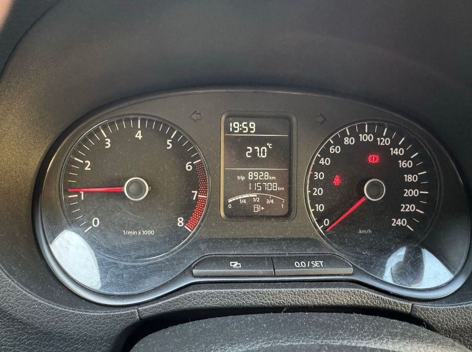 Vând Volkswagen Polo 1.2 benzina