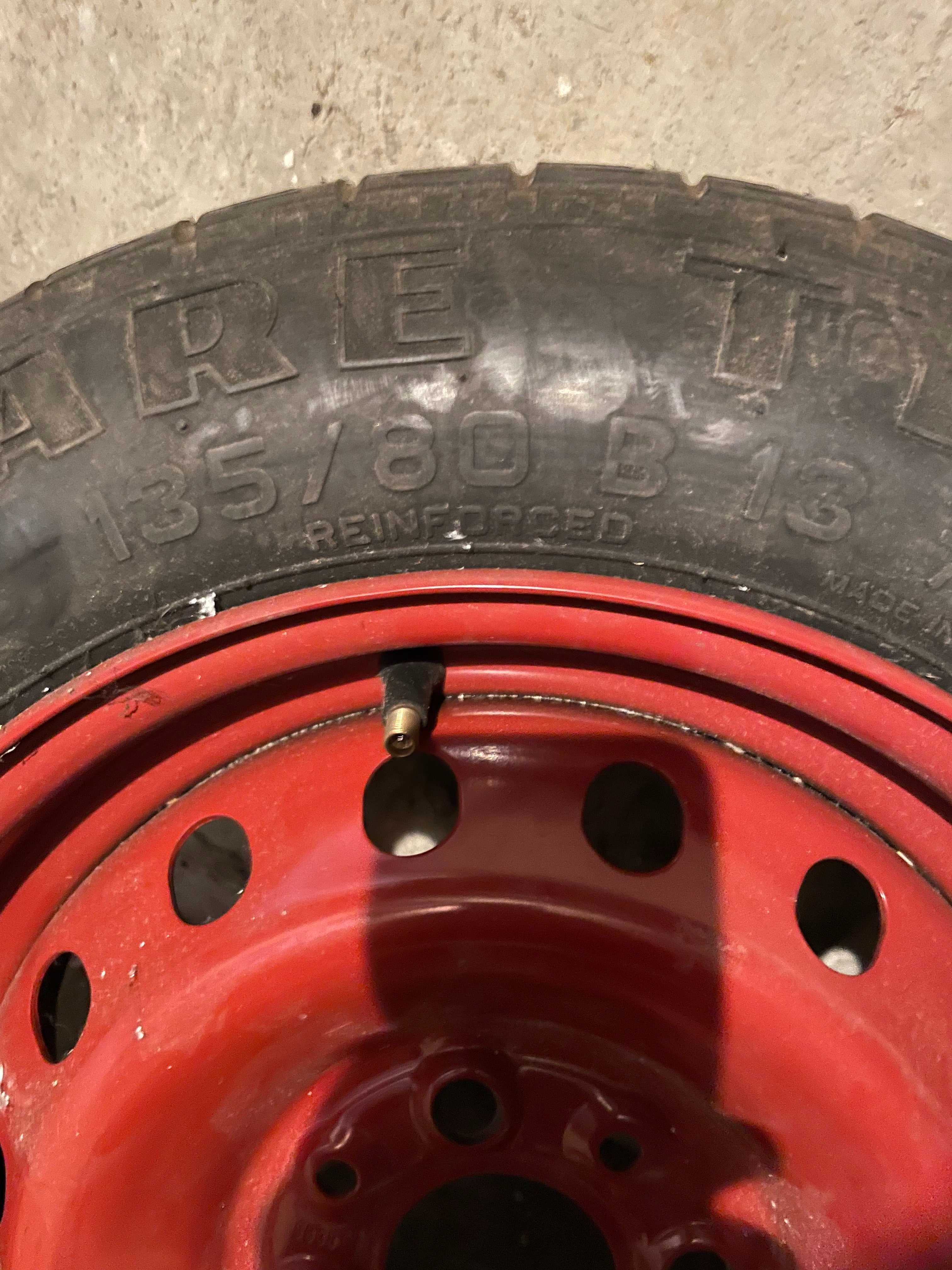 Гума патерица 135/80/R13 PIRELLI