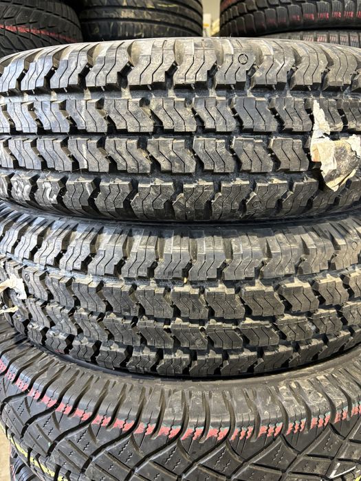 215/85/16 si 7.50-16 anvelope M+S Michelin 750-16