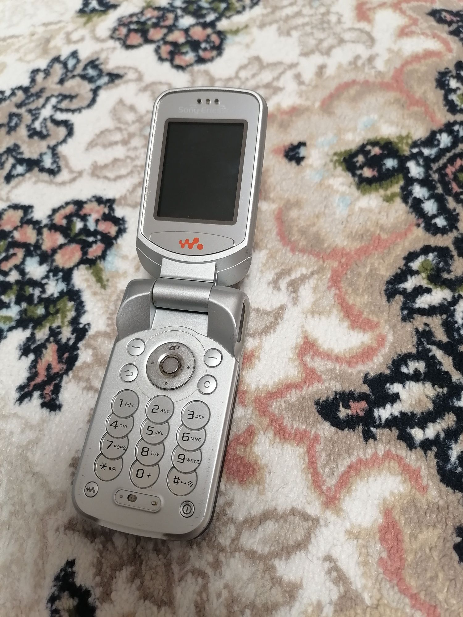 Продам Sony ericsson