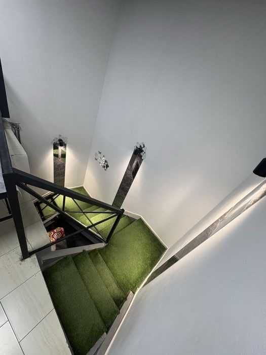 Сдам 81 м² Офис в Аренду. метро Космонавты. ЦУМ. Яккасарайский!