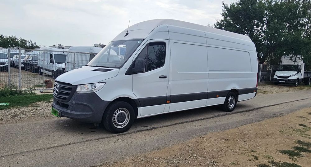 Mercedes-Benz Sprinter Extra Lung posibilitate leasing