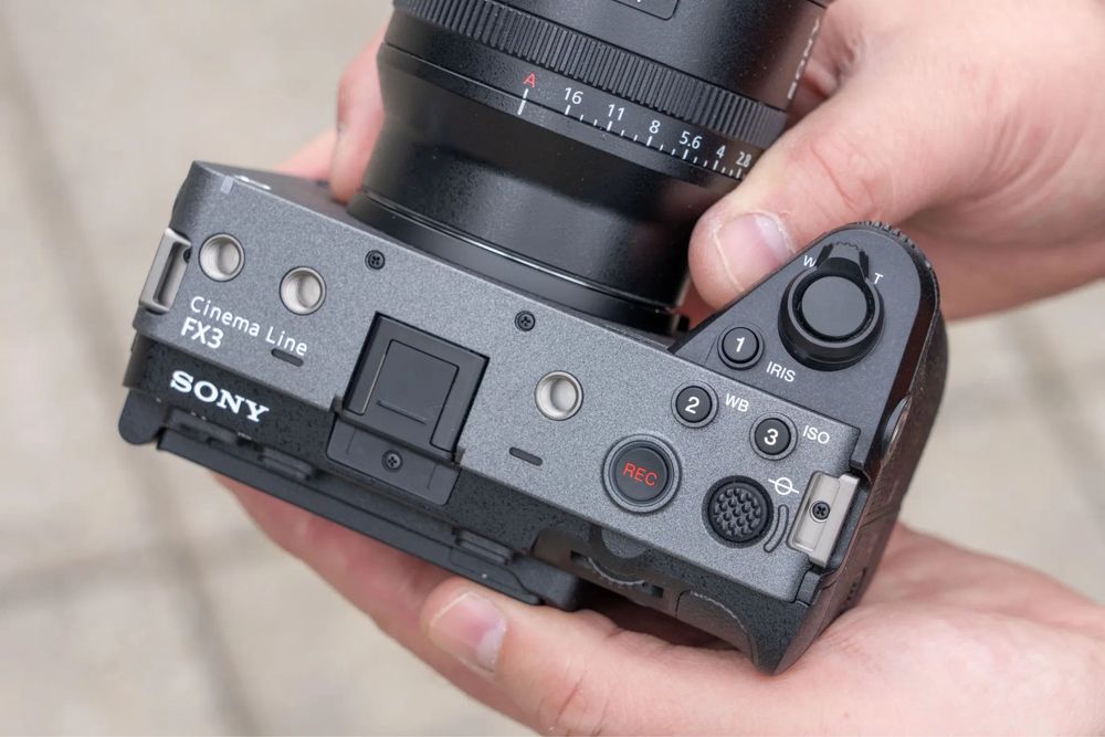 Sony fx3 Cinema line body
