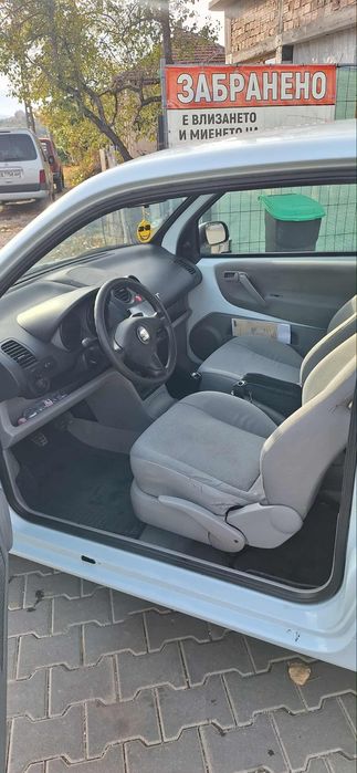 Продавам SEAT AROSA 1.0 бензин 2001г(КЛИМАТИК)Цена 1500лв