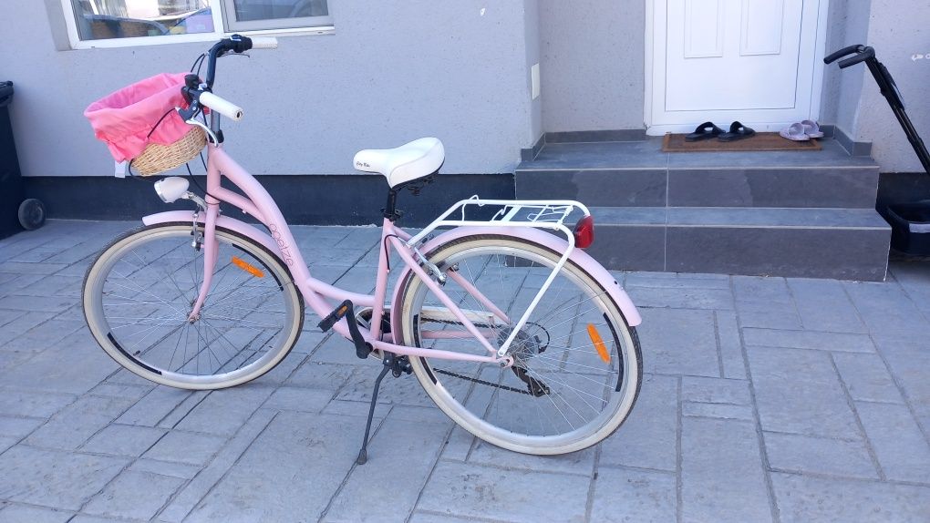 Bicicletă Nouă Roz