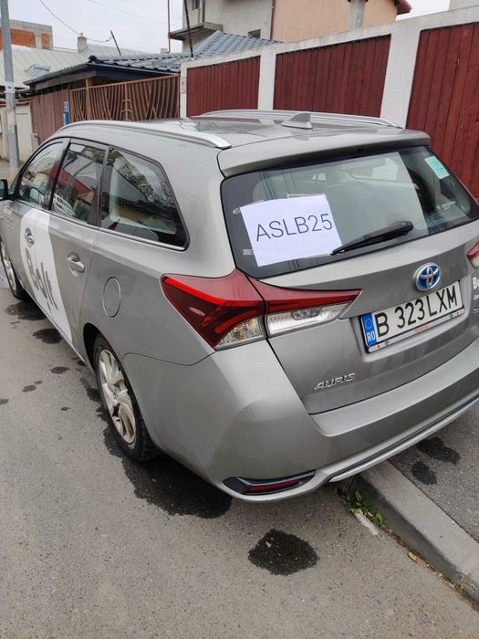 Închiriez/Dau la rămânere Toyota Auris C-HR 2019 hybrid+GPL UBER BOLT