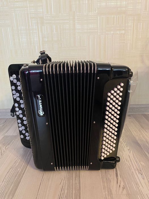 Продам баяны юпитер