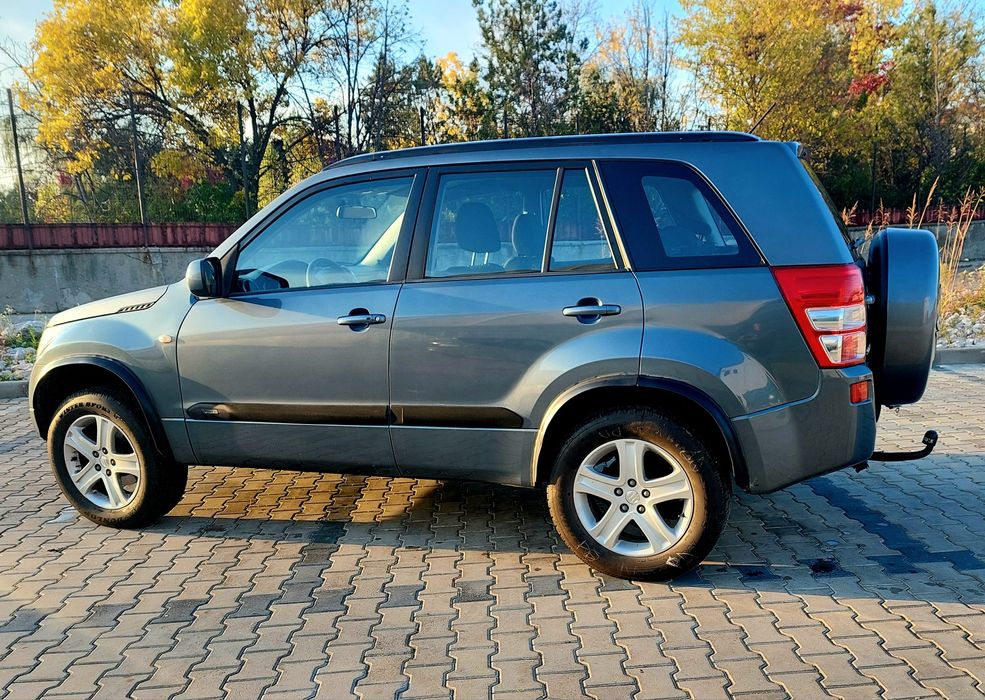 Suzuki Grand Vitara 2, motorizare 2l benzina!